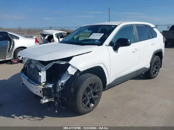2T3H1RFV3RC255338 2024 TOYOTA RAV 4 - Image 2