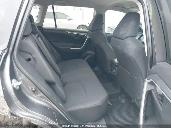 2T3H1RFV3RC270390 2024 TOYOTA RAV 4 - Image 8