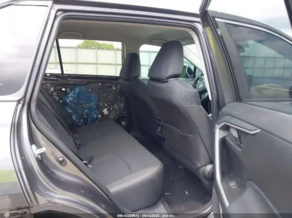 2T3H1RFV3RC281437 2024 TOYOTA RAV 4 - Image 8