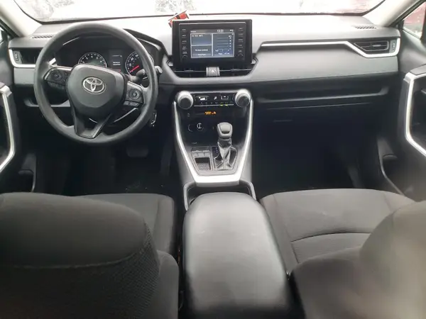 2T3H1RFV4KW009421 2019 TOYOTA RAV 4 - Image 8