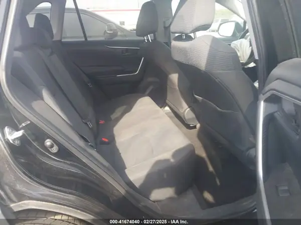 2T3H1RFV4KW040586 2019 TOYOTA RAV 4 - Image 8
