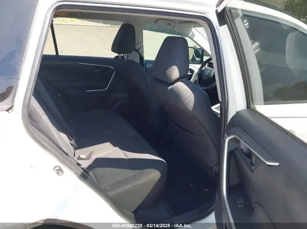 2T3H1RFV4LC068116 2020 TOYOTA RAV 4 - Image 8