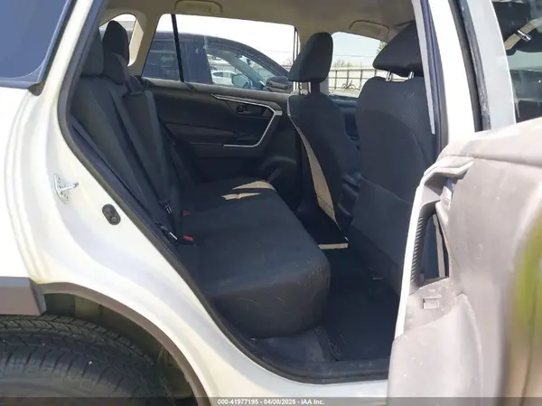 2T3H1RFV4MC101228 2021 TOYOTA RAV 4 - Image 8