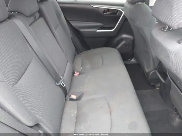 2T3H1RFV4MC136027 2021 TOYOTA RAV 4 - Image 8