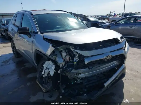 2T3H1RFV4MC163860 2021 TOYOTA RAV 4 - Image 1