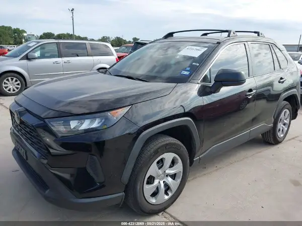 2T3H1RFV4MW124698 2021 TOYOTA RAV 4 - Image 2