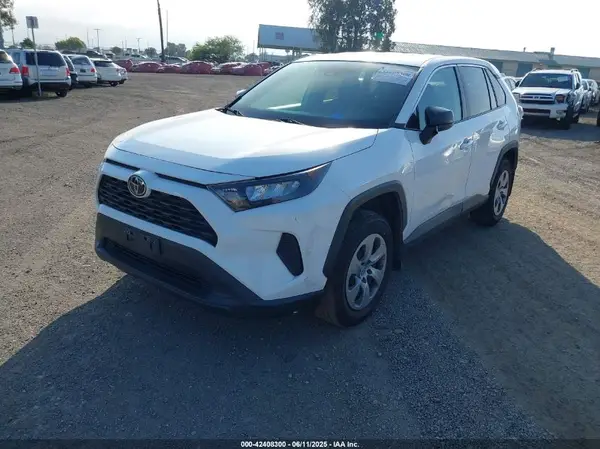 2T3H1RFV4NC173192 2022 TOYOTA RAV 4 - Image 2