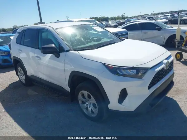 2T3H1RFV4NC190445 2022 TOYOTA RAV 4 - Image 1