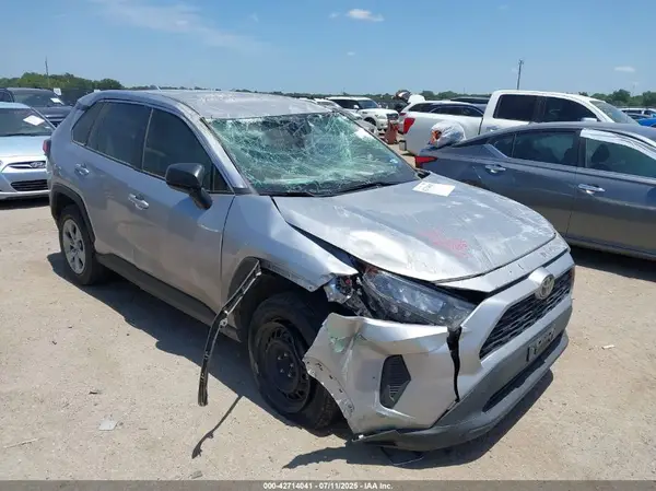 2T3H1RFV4NC210693 2022 TOYOTA RAV 4 - Image 1