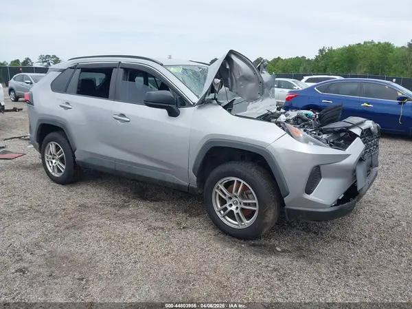 2T3H1RFV5KW036563 2019 TOYOTA RAV 4 - Image 1
