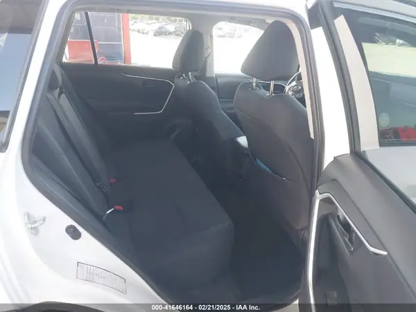 2T3H1RFV5MW142112 2021 TOYOTA RAV 4 - Image 8