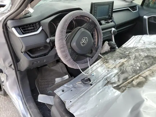 2T3H1RFV5NC211741 2022 TOYOTA RAV 4 - Image 8