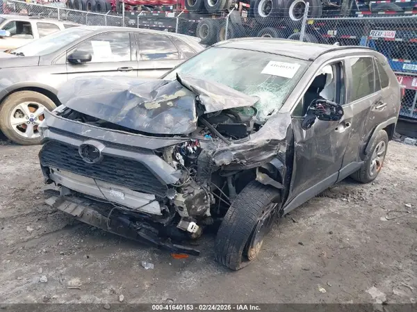 2T3H1RFV6KW037737 2019 TOYOTA RAV 4 - Image 2