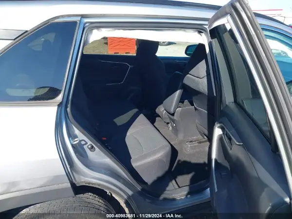 2T3H1RFV6LC050541 2020 TOYOTA RAV 4 - Image 8