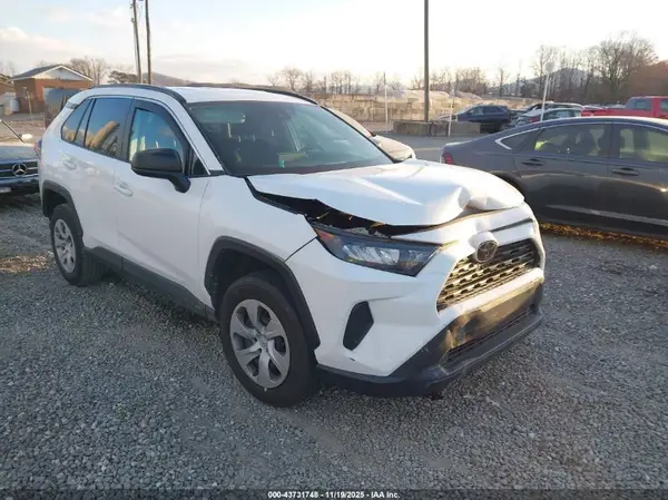 2T3H1RFV6MC113798 2021 TOYOTA RAV 4 - Image 1