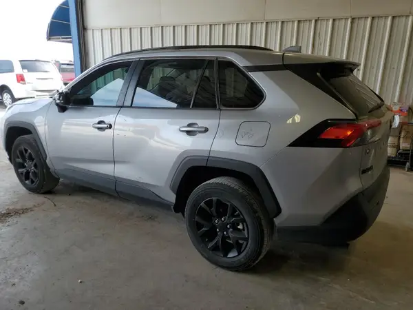 2T3H1RFV6MC139057 2021 TOYOTA RAV 4 - Image 2