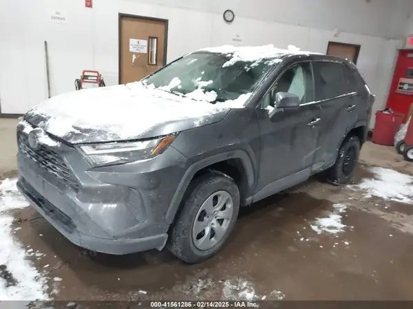 2T3H1RFV6PC245724 2023 TOYOTA RAV 4 - Image 2