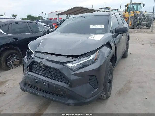 2T3H1RFV6PW247228 2023 TOYOTA RAV 4 - Image 2