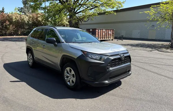 2T3H1RFV7MC112546 2021 TOYOTA RAV 4 - Image 1