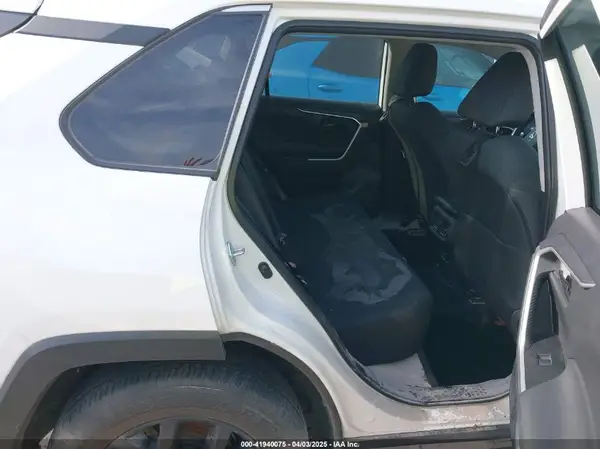2T3H1RFV7RC254600 2024 TOYOTA RAV 4 - Image 8