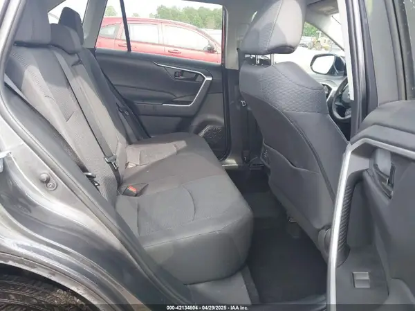 2T3H1RFV7RW322070 2024 TOYOTA RAV 4 - Image 8