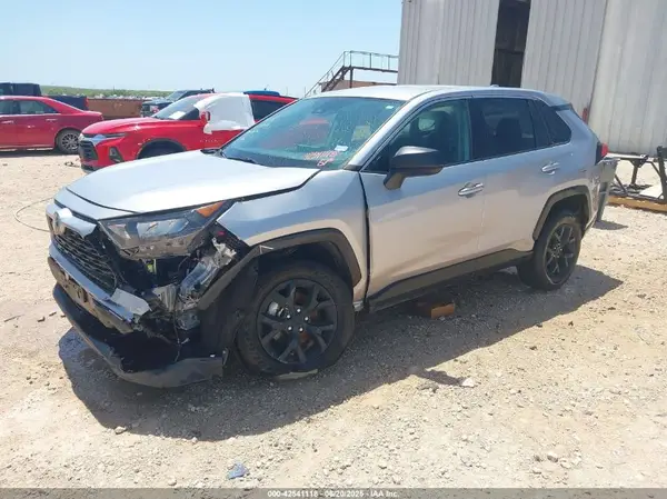 2T3H1RFV8NC183515 2022 TOYOTA RAV 4 - Image 2