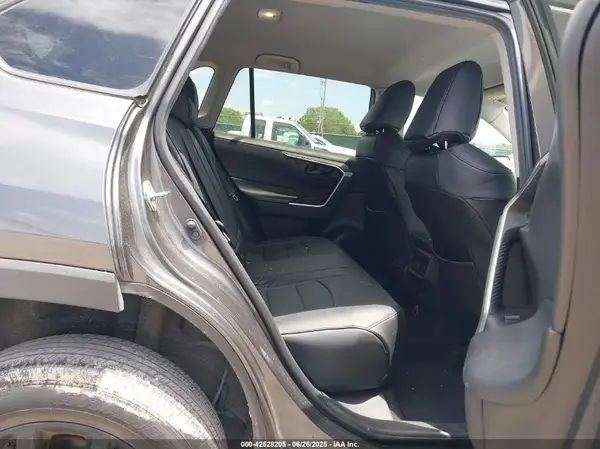 2T3H1RFV8NC184860 2022 TOYOTA RAV 4 - Image 8