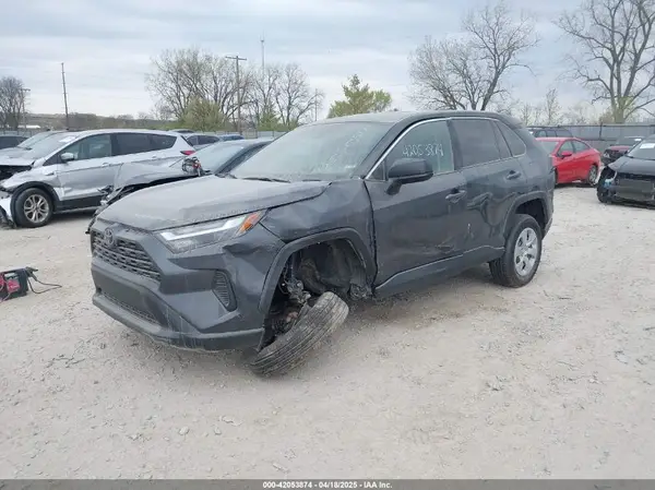 2T3H1RFV8RW360245 2024 TOYOTA RAV 4 - Image 2