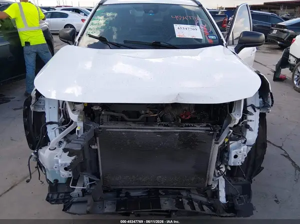 2021 TOYOTA RAV 4 auction photo 6