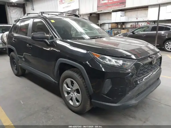 2T3H1RFV9MW109047 2021 TOYOTA RAV 4 - Image 1