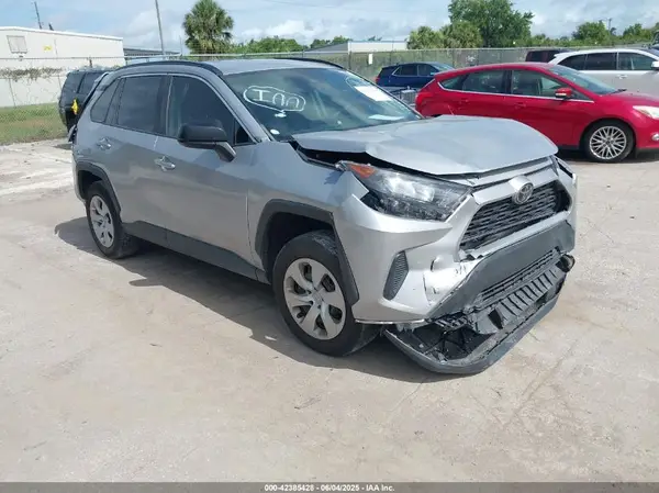 2T3H1RFV9MW142226 2021 TOYOTA RAV 4 - Image 1