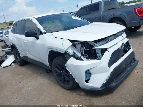 2T3H1RFV9NW217816 2022 TOYOTA RAV 4 - Image 1