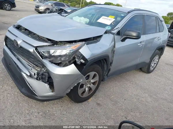 2T3H1RFVXKW025445 2019 TOYOTA RAV 4 - Image 2
