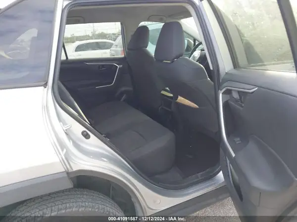 2T3H1RFVXKW025445 2019 TOYOTA RAV 4 - Image 8