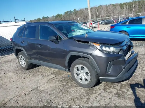 2T3H1RFVXKW034243 2019 TOYOTA RAV 4 - Image 1