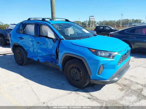 2T3H1RFVXKW042150 2019 TOYOTA RAV 4 - Image 1