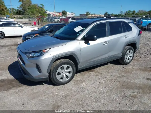 2T3H1RFVXLC033760 2020 TOYOTA RAV 4 - Image 2