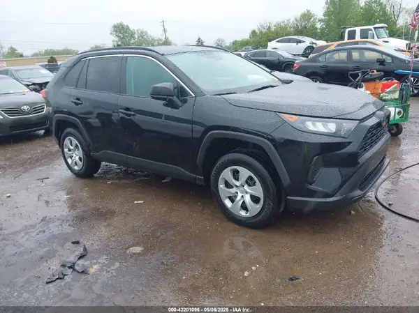 2T3H1RFVXMC106479 2021 TOYOTA RAV 4 - Image 1