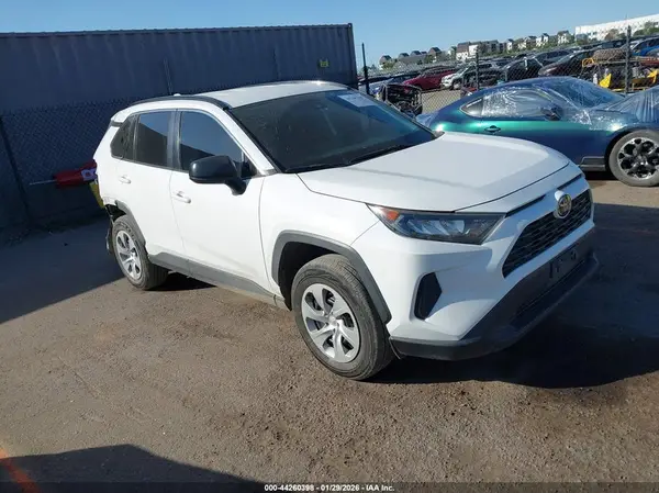 2T3H1RFVXMC165161 2021 TOYOTA RAV 4 - Image 1