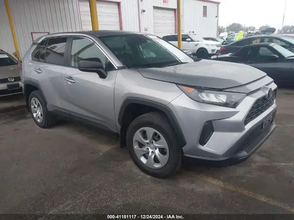 2T3H1RFVXNC180678 2022 TOYOTA RAV 4 - Image 1