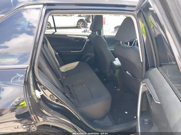 2T3H1RFVXRW326047 2024 TOYOTA RAV 4 - Image 8