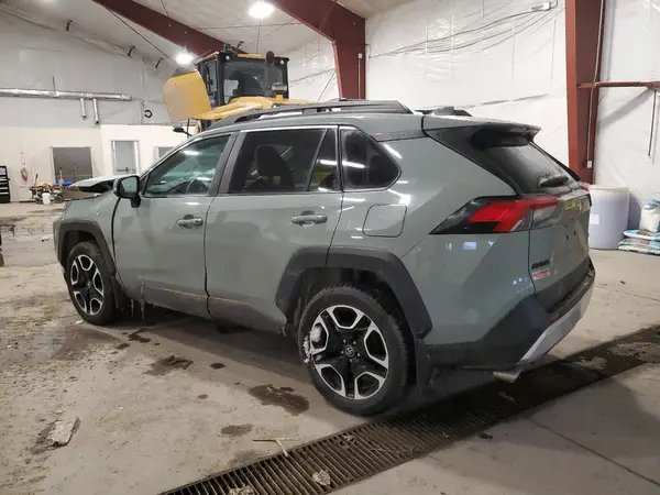 2T3J1RFV0KW003987 2019 TOYOTA RAV 4 - Image 2