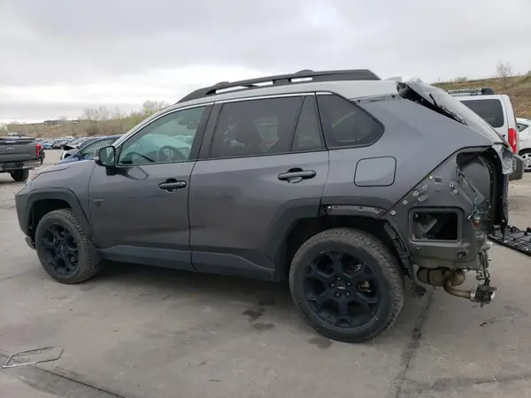 2T3J1RFV0LC080510 2020 TOYOTA RAV 4 - Image 2