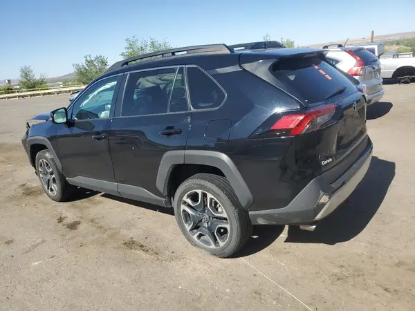 2T3J1RFV0MW178713 2021 TOYOTA RAV 4 - Image 2