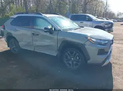 2T3J1RFV0NW315425 2022 TOYOTA RAV 4