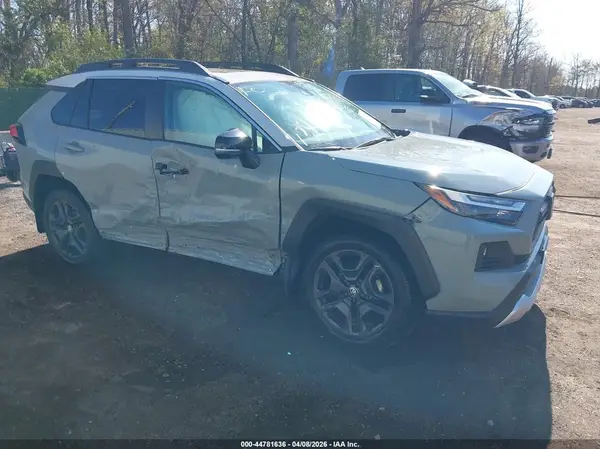 2T3J1RFV0NW315425 2022 TOYOTA RAV 4 - Image 1