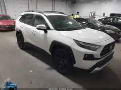 2T3J1RFV0RW460048 2024 TOYOTA RAV 4