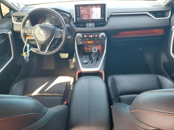 2T3J1RFV1KW015503 2019 TOYOTA RAV 4 - Image 8
