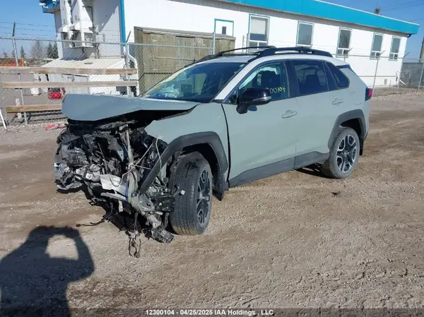 2T3J1RFV1KW058268 2019 TOYOTA RAV 4 - Image 2