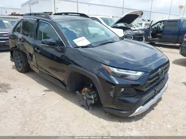 2T3J1RFV1RW471463 2024 TOYOTA RAV 4 - Image 1